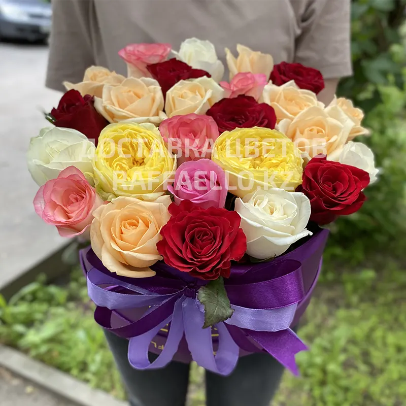 Купить Коробка Из 25 Разноцветных Роз
