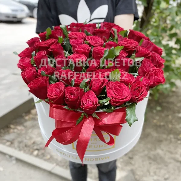 Купить Коробка Из 51 Красной Розы